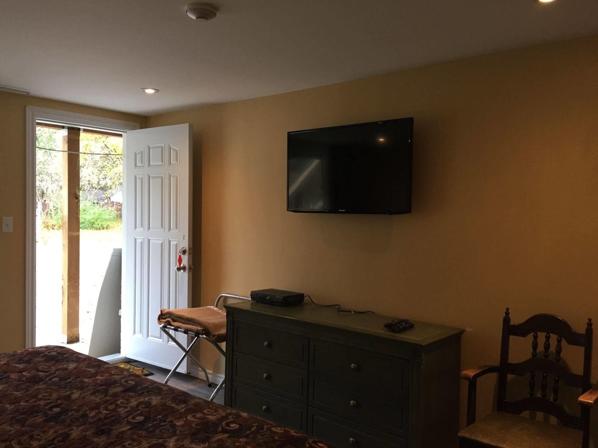 Meaford Inn Bagian luar foto